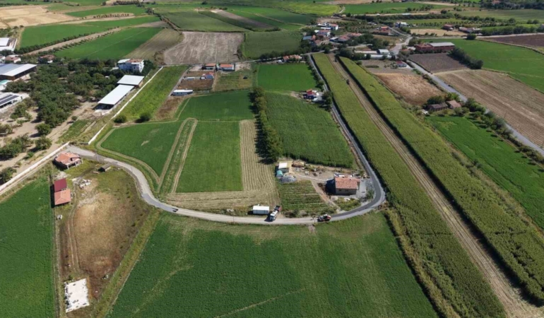 battalgazi-belediyesinden-kadicayiri-mahallesinde-4-kilometrelik-ikinci-kat-sathi-asfalt-uygulamasi-mLTl4ZQV.jpg