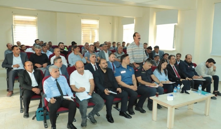 cungus-mahalle-muhtarlar-toplantisi-yapildi-NffR7j8c.jpg