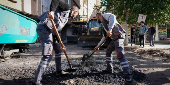 Diyarbakır’da Altyapısı Tamamlanan Caddelere 4 Bin 200 Ton Asfalt Serilecek
