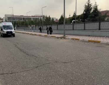 diyarbakirda-cikan-kavgada-2-kisi-yaralandi-5yAe3Tmm.jpg