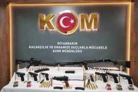 Malazgirt'te Otomobil ve Motosiklet Çarpışması: 2 Kişi Hayatını Kaybetti