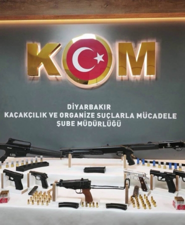 diyarbakirda-silah-kacakciligi-operasyonu-ve-13-supheli-gozaltinda-Ce6DfNbZ.jpg