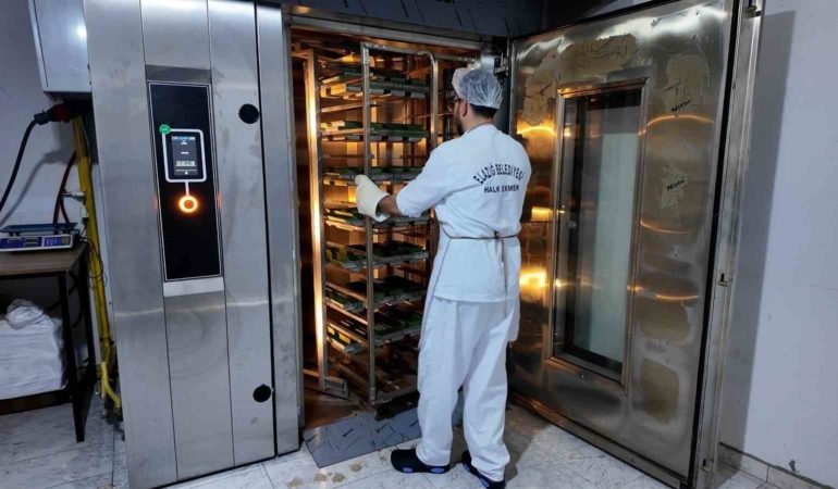 elazigda-colyak-hastalari-icin-onemli-gelisme-glutensiz-ekmek-uretimi-basladi-JBf8nHSJ.jpg