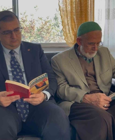 elazigda-iyilik-var-bulusmasiyla-buyuklerle-gonul-koprusu-kuruldu-3DvQVLwD.jpg