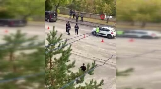 Erzurum’da Gönülleri Isıtan Anlar: Polislerin Çay İkramıyla Sıcaklık Yaratması