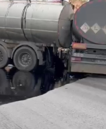 gaziantepte-iki-tanker-carpismasi-ve-yaralanan-suruculer-witMQzy5.jpg