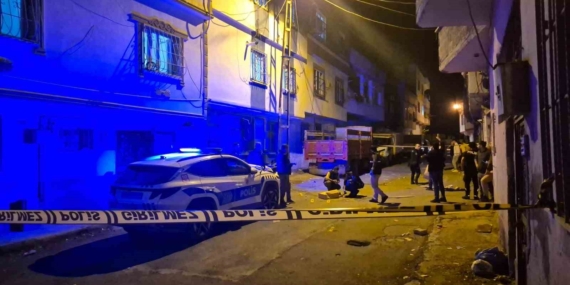 Gaziantep’te Silahlı Kavga: 1 Kişi Hayatını Kaybetti, 4 Kişi Yaralandı
