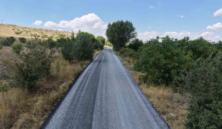 hekimhanda-7-mahallenin-ulasimini-rahatlatan-yol-calismasi-tamamlandi-a9q1rK68.jpg