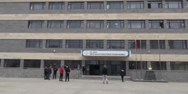 karsta-gercekci-afet-tatbikati-minikleri-guvenli-alanlara-kosttu-lQaOepvf.jpg