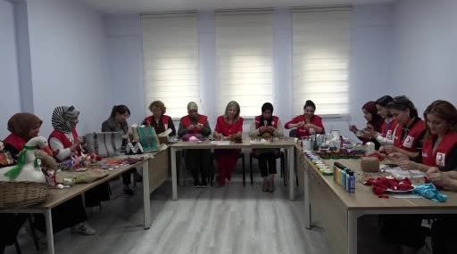 Kars’ta Kadınların El Emeğiyle Sıcak Yemeğe Dönüşmesi