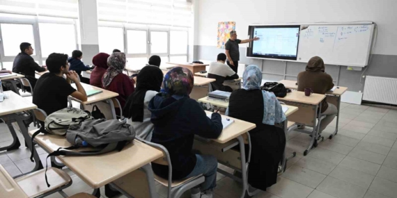 Kernek Külliyesi’nde 200 Öğrenciyle Üniversiteye Hazırlık Süreci
