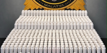 malatyada-44-bin-616-sentetik-ecza-hapi-ele-gecirildi-yWfjCg1K.jpg