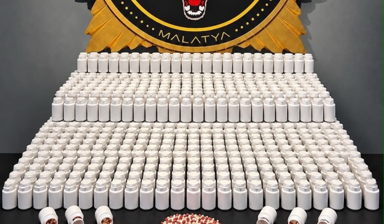 malatyada-44-bin-616-sentetik-ecza-hapi-ele-gecirildi-yWfjCg1K.jpg
