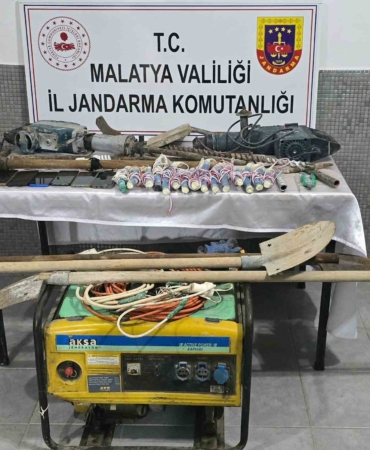 malatyada-kacak-kazi-yapan-6-supheli-sucustu-yakalandi-DKDRHCSx.jpg