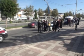 Diyarbakır'da 44 Bin 327 Kök Kenevir Ele Geçirildi