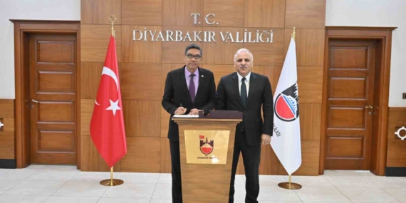 Malezya Büyükelçisi Shaffieq, Ankara’da Vali Murat Zorluoğlu ile Buluştu