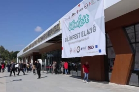 Öğrencinin Bayraktar TB2 SİHA Sevinci ve Heyecanı Kamuyun Önünde