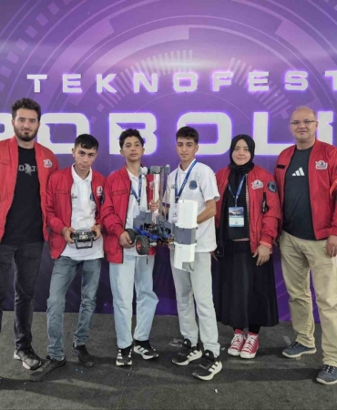puturge-robotik-takimi-teknofestte-turkiye-dorduncusu-oldu-dFeG2qUx.jpg