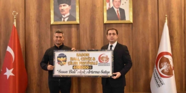 sasonda-rekor-fiyatla-satilan-1-kilogram-bal-tanitimi-ve-uretici-destekleri-hTYOe6pK.jpg