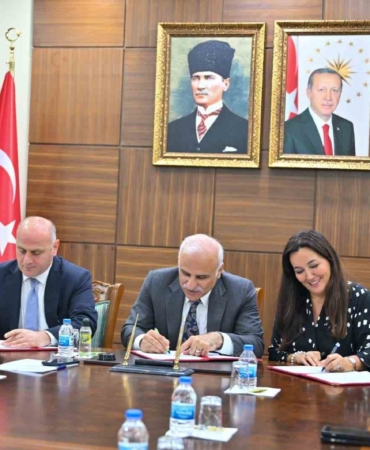 surda-16-derslikli-ilkokul-icin-is-birligi-protokolu-imzalandi-B9cSZklJ.jpg