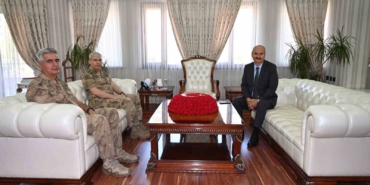 tumgeneral-sakir-uslu-ve-batman-valisi-ekrem-canalpin-gorusmesi-7rVVUtRd.jpg